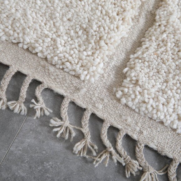 White Grid - Handcrafted Moroccan Wool Rug - 10ftx8ft - Picture 2 of 10